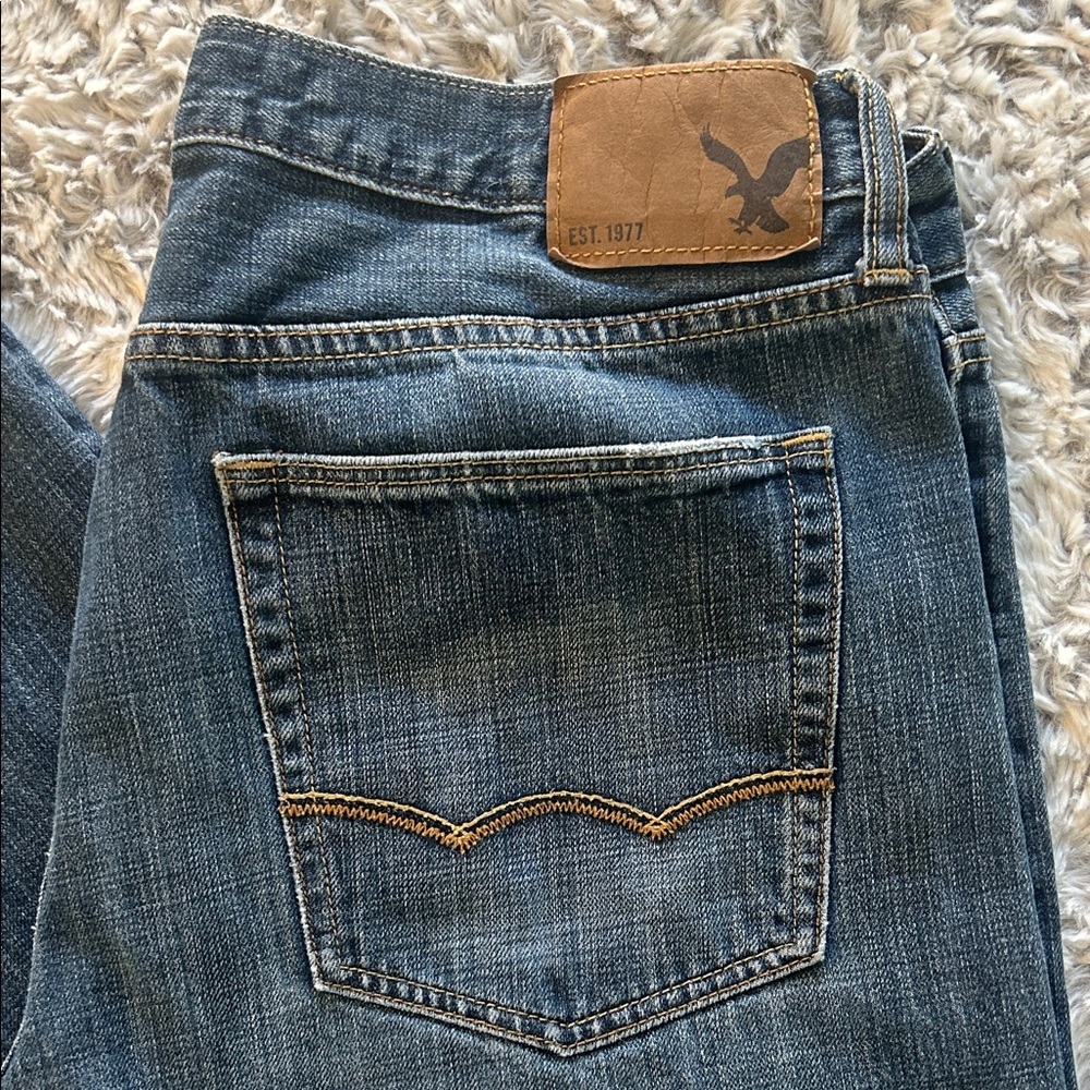 Mens American Eagle Loose Fit Blue Jeans Size 34/34 - Picture 3 of 9